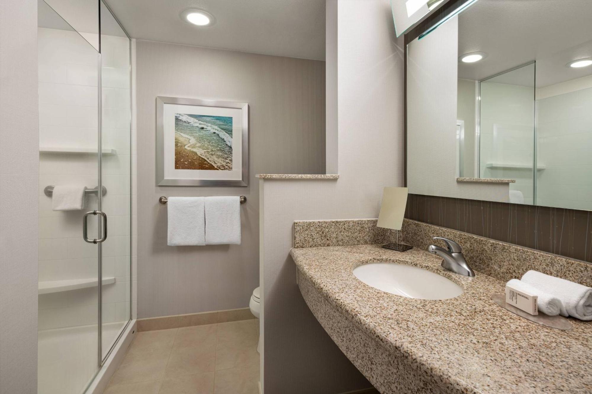 Courtyard By Marriott Maui Kahului Airport Hotell Eksteriør bilde